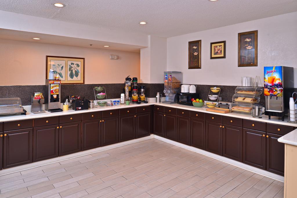 Quality Inn Darien-North Brunswick Room photo