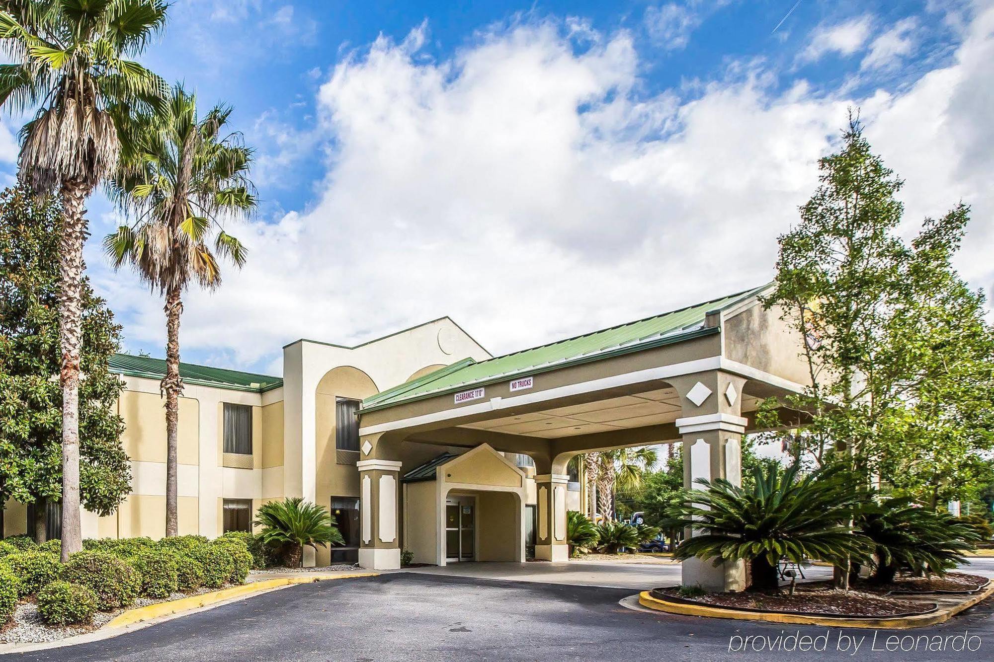 Quality Inn Darien-North Brunswick Exterior photo